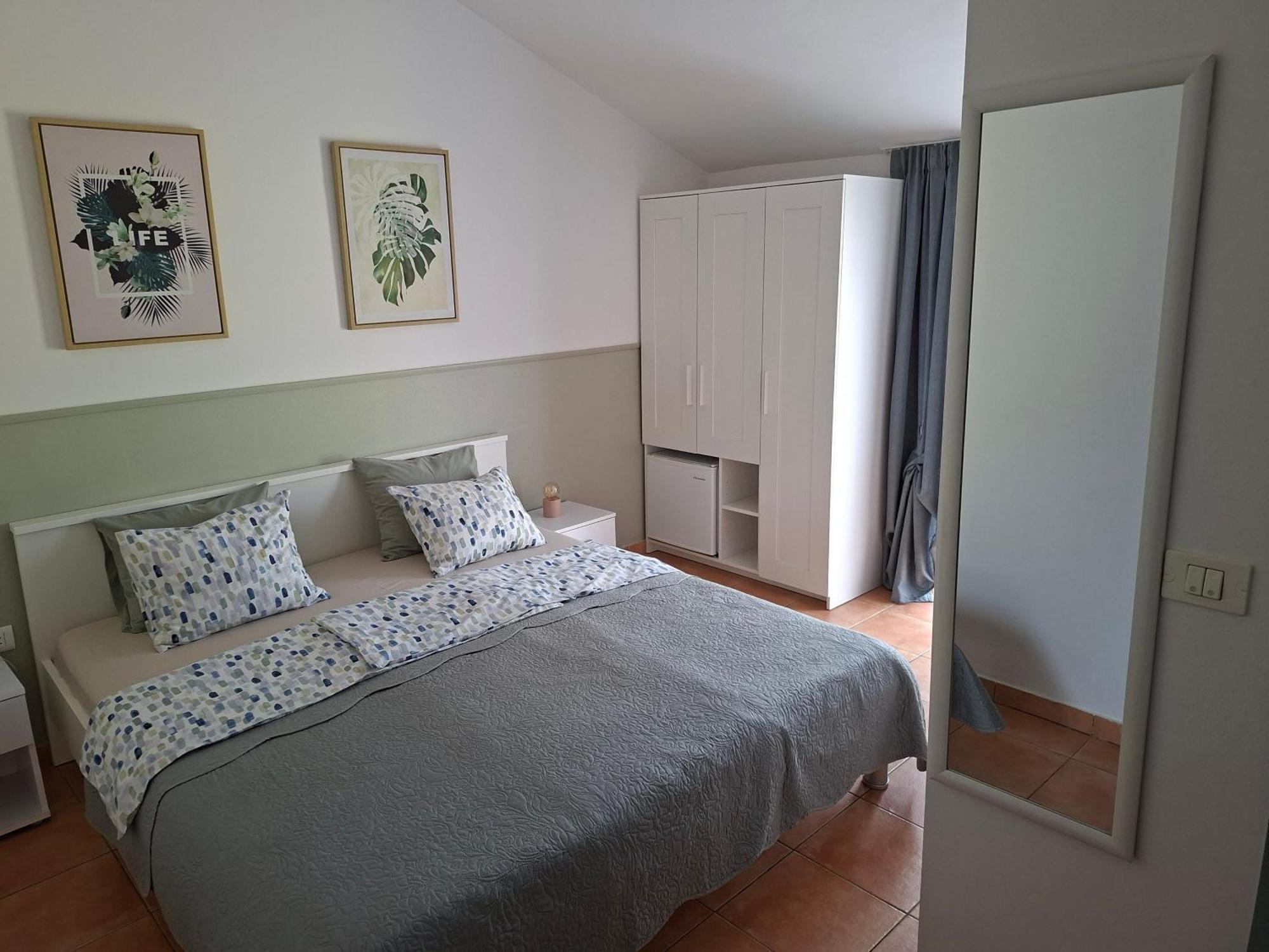 Apartment & Rooms Roza Peroj Zewnętrze zdjęcie