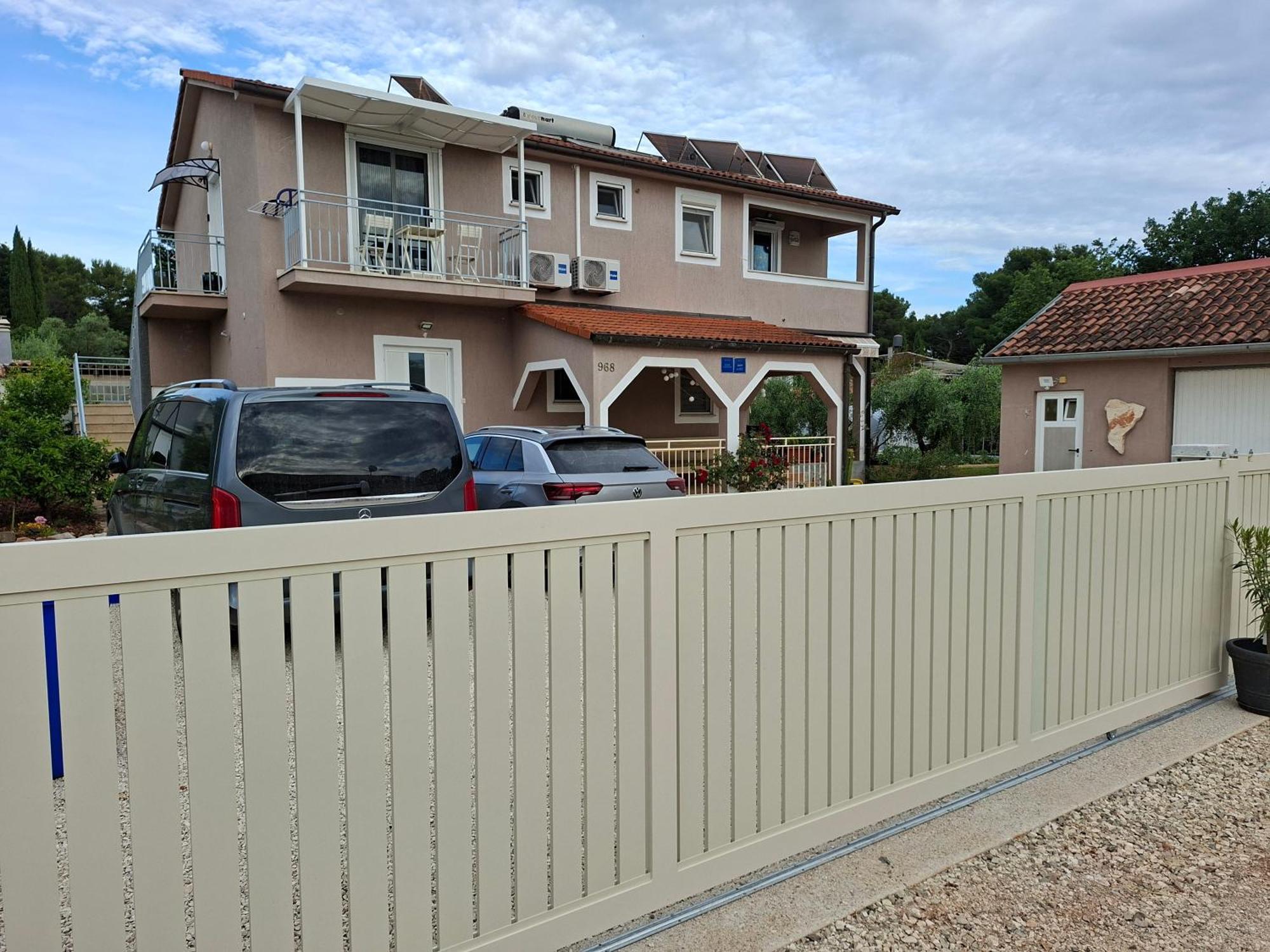 Apartment & Rooms Roza Peroj Zewnętrze zdjęcie