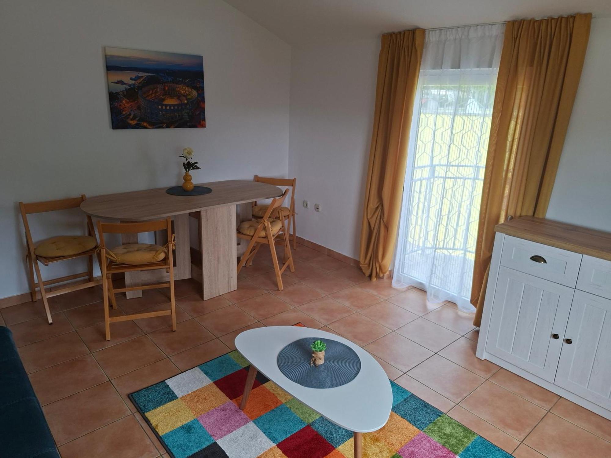 Apartment & Rooms Roza Peroj Zewnętrze zdjęcie